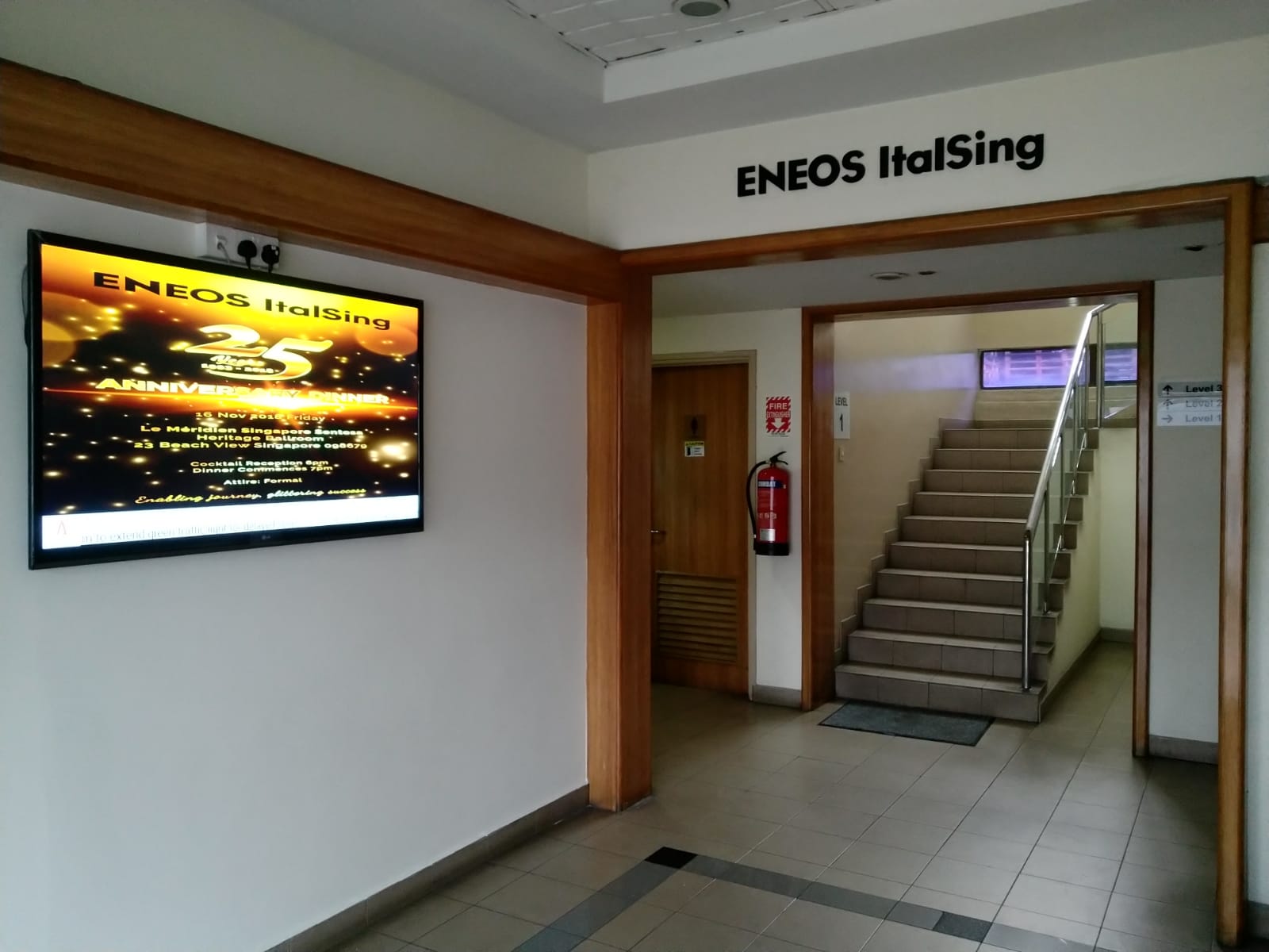 Digital Signage Display at Eneos Italsing’s showroom