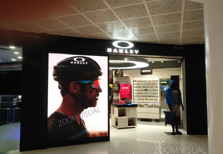 Indoor LED Screen at Oakley - VivoCity