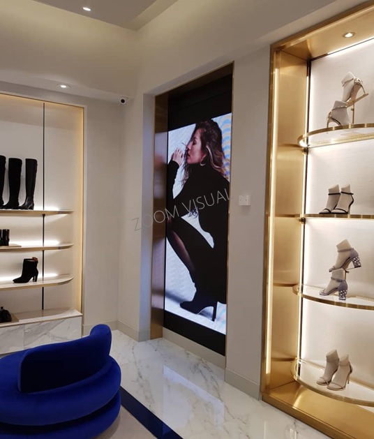 Indoor LED Screen at Stuart Weitzman - Marina Bay Sands