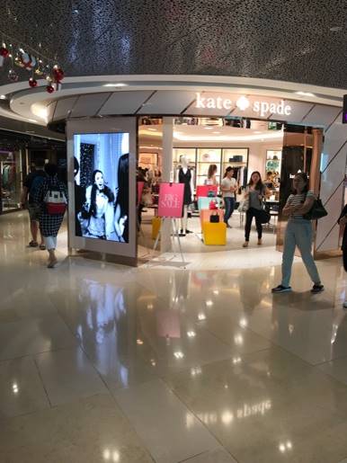 Kate Spade using LED Display Screen at Ion Orchard at their store entrance.